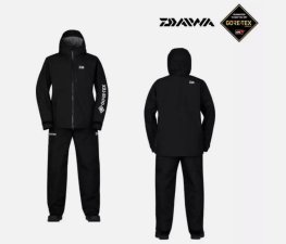 DAIWA セットアップ　GORE-TEX 黒　DW-1906　タグ付き　M DAIWA（釣り） 爆買 ダイワ DW-1925 GORE-TEX バーサタイル